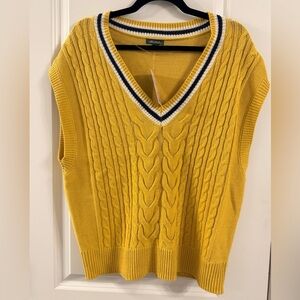 Wild Fable Preppy Yellow V-Neck Cable Knit Sweater Vest - Medium
